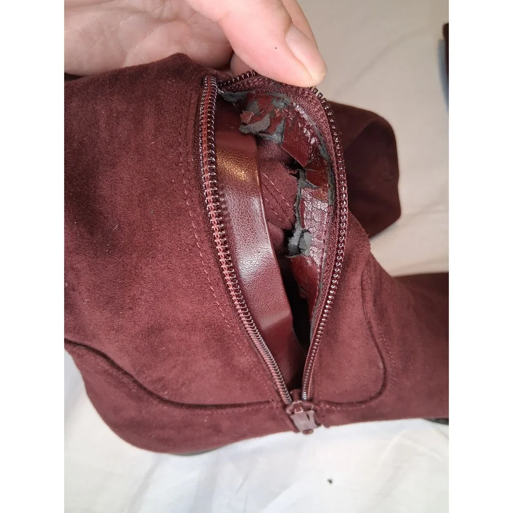 Isaac Mizrahi Live Twain Over the Knee Boots Burgundy Women's Size 5 NEW READ